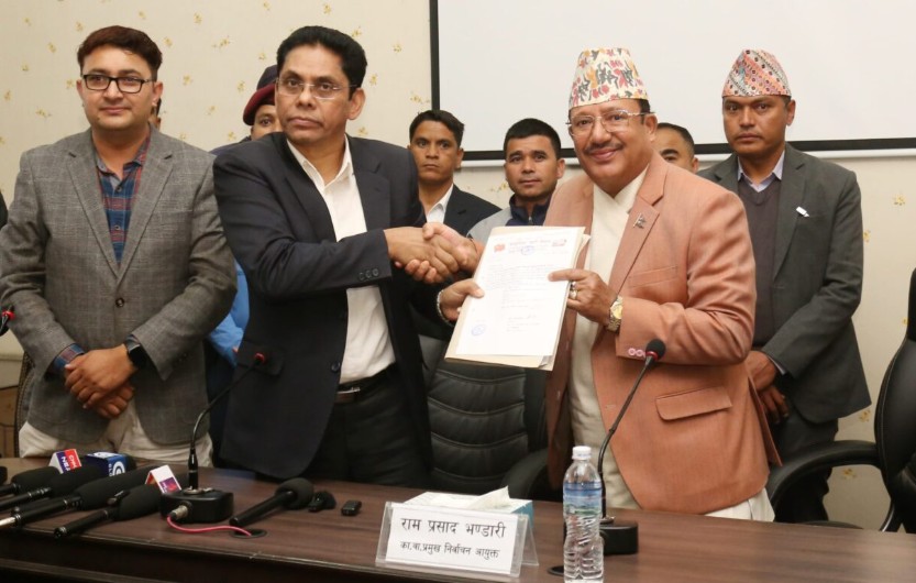 दल दर्ता गर्न विप्लव नेतृत्वको पार्टीले दियो निर्वाचन आयोगमा निवेदन