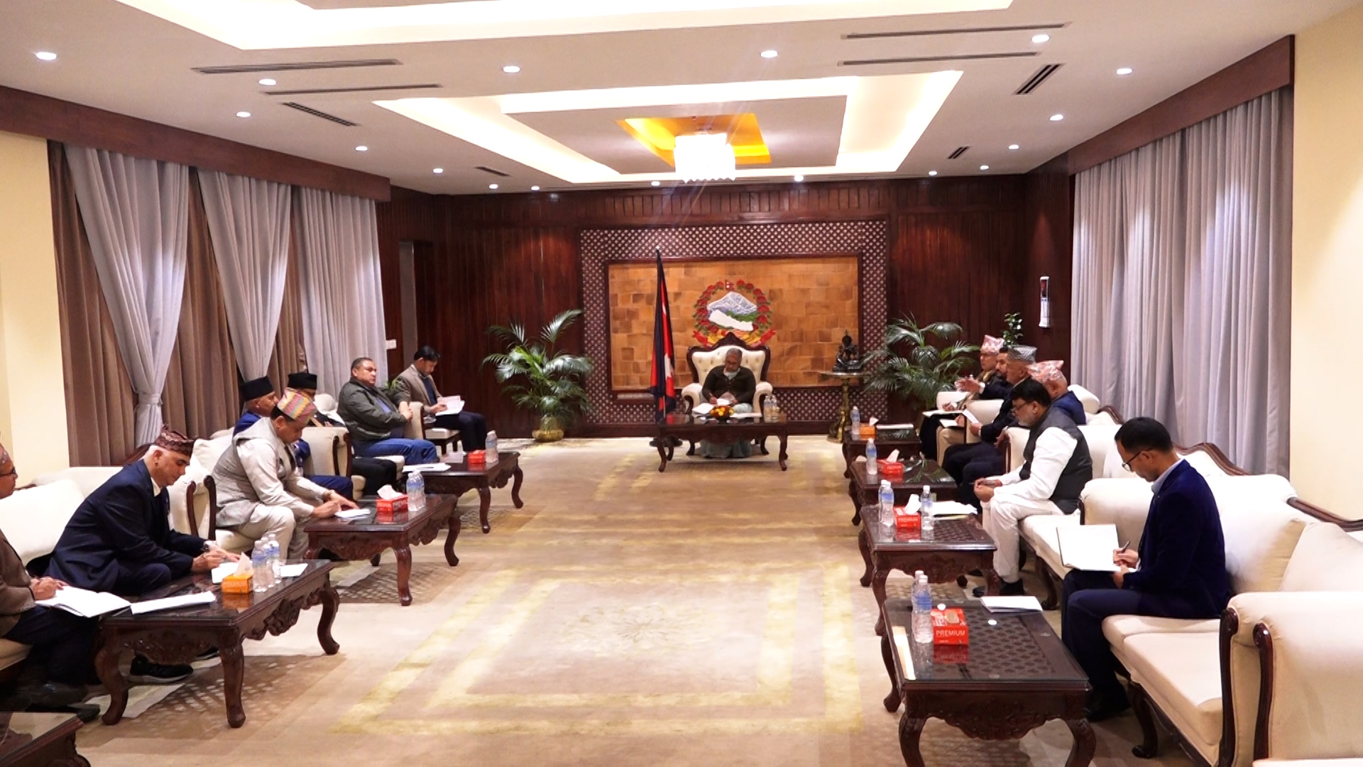 संघीय सरकारसँग सहकार्य गरेर अघि बढ्ने मुख्यमन्त्रीहरूको प्रतिबद्धता